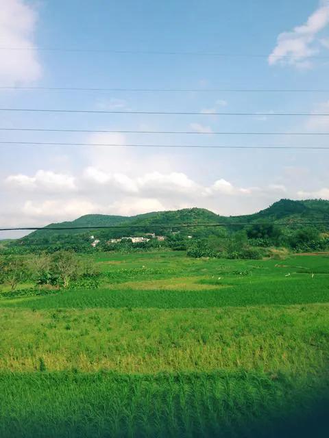 向郁南，郁南像一幅沉静的水墨