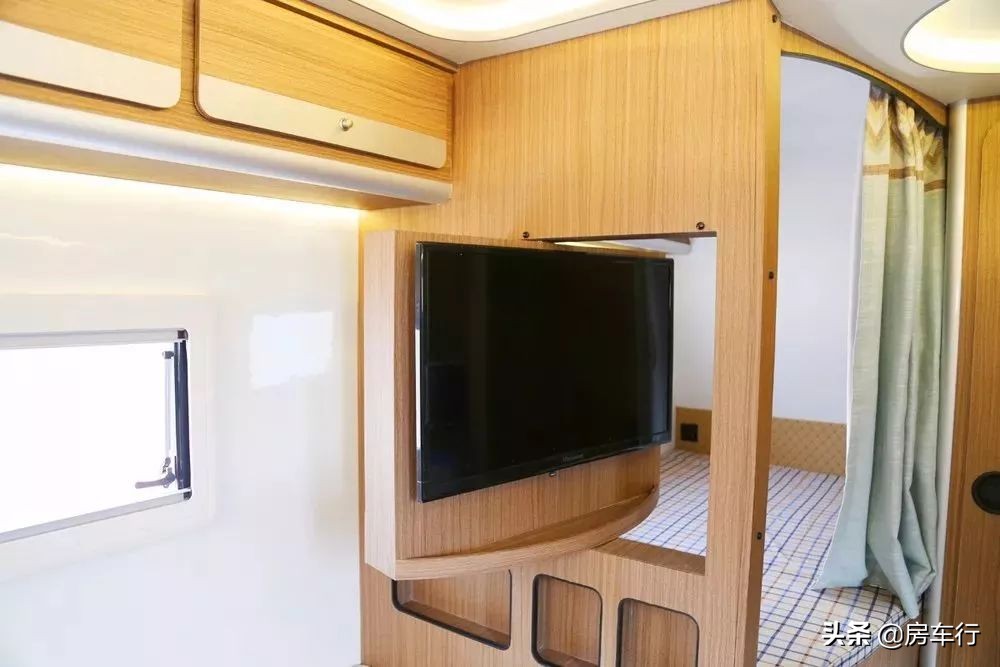 1.98万可上牌小型拖挂房车,国内允许上牌最长拖挂式房车