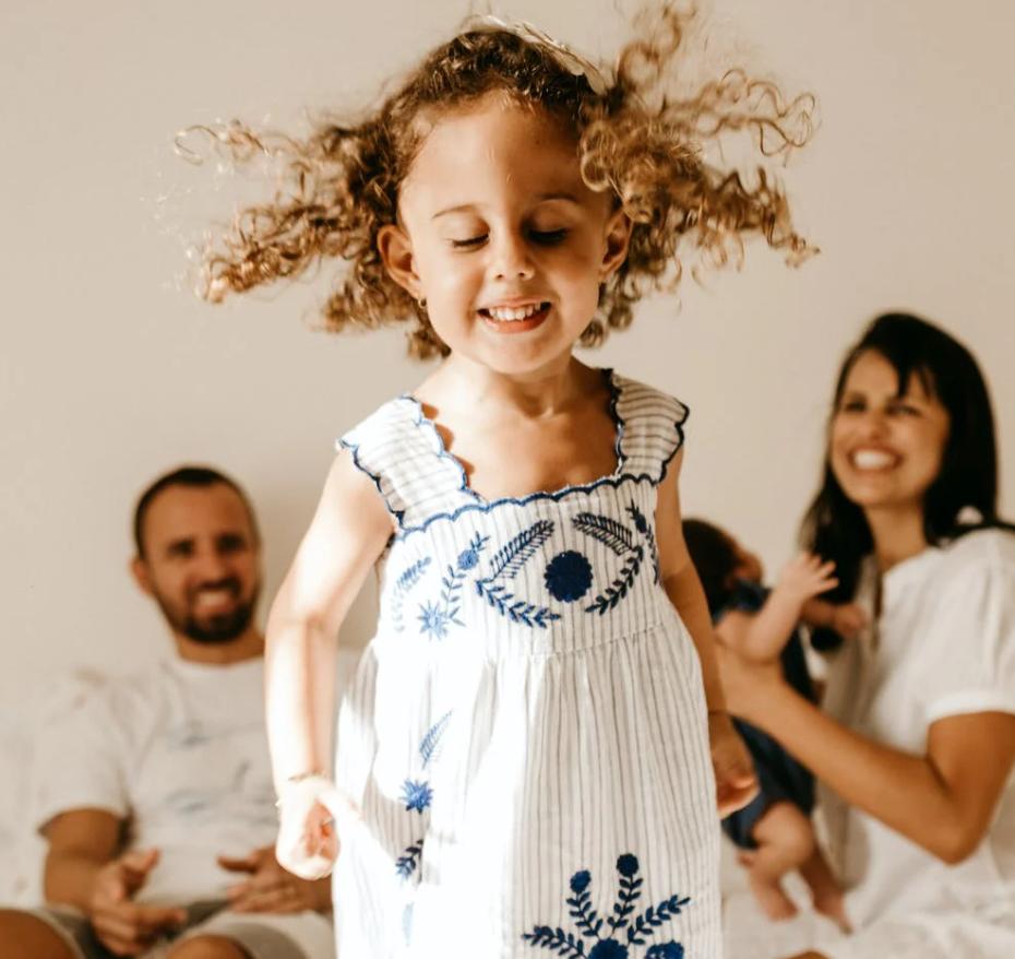 孩子爱发脾气家长该怎么正确处理,孩子总是乱发脾气父母要怎么说