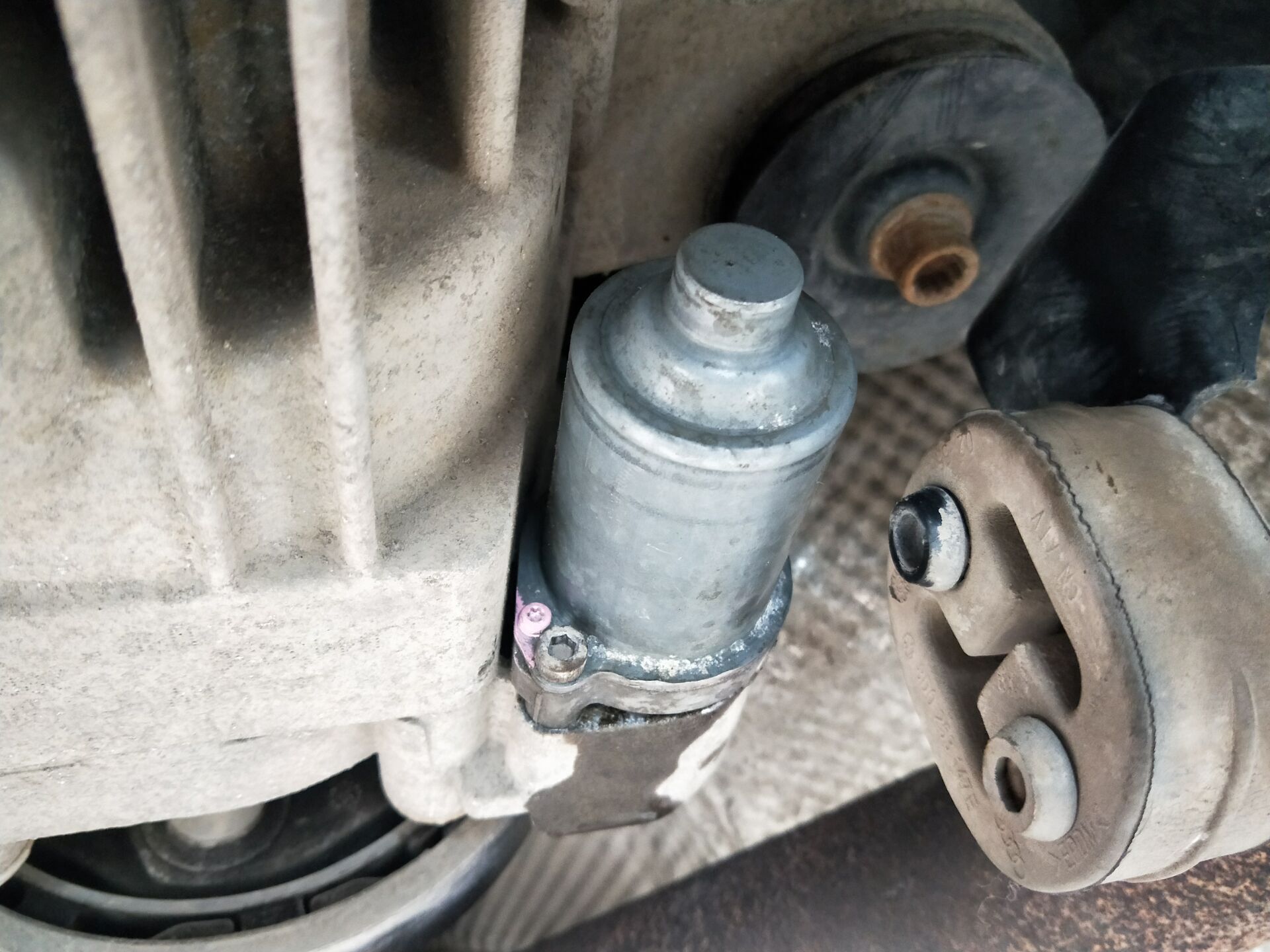 2010款大众途观发动机大修,2010年大众途观大修自己开值不