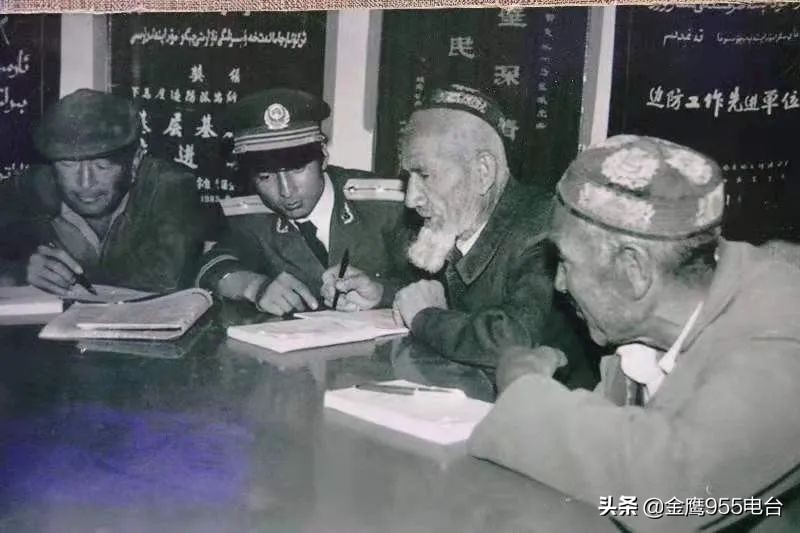 党支部党旗映天山,我和我的党支部视频