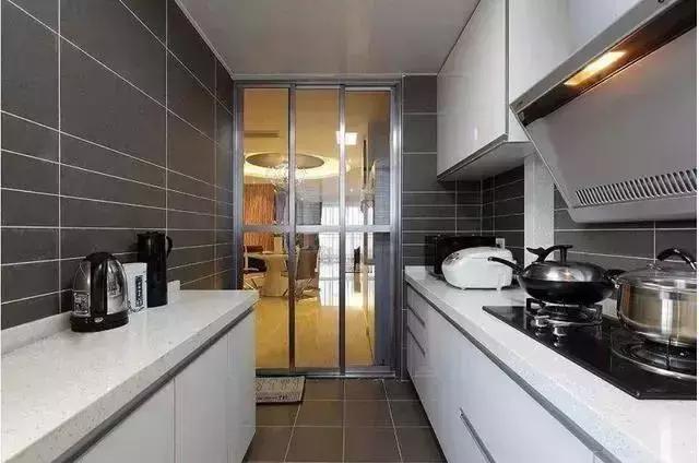 厨房推拉门能挡油烟吗,厨房究竟有没有必要装门