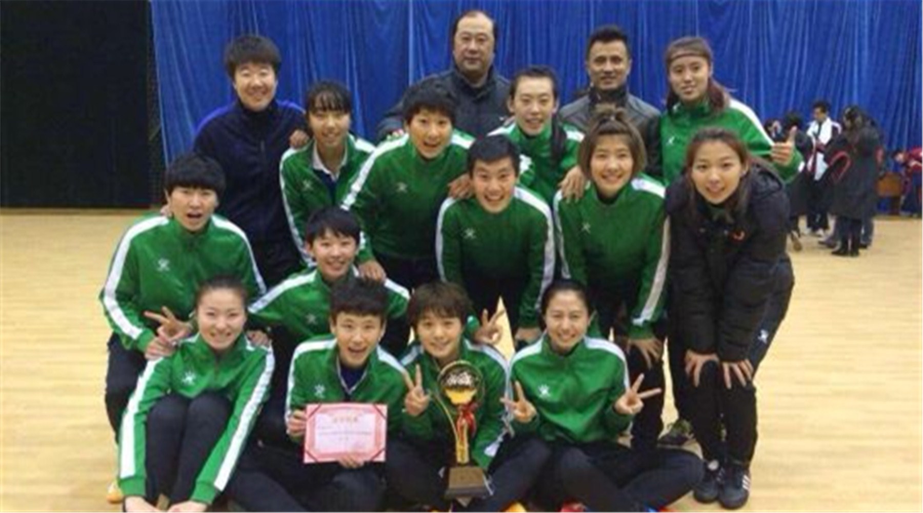 亚洲足球小姐中国球员,亚洲足球小姐王霜综艺