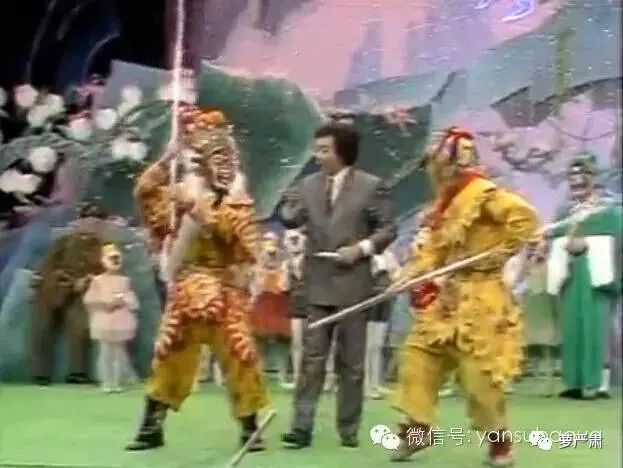 从万人力挺到群嘲，只要两年