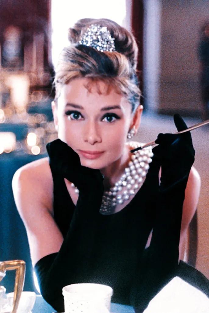 除了优雅贵气,珍珠还能休闲、叛逆、又嘻哈?