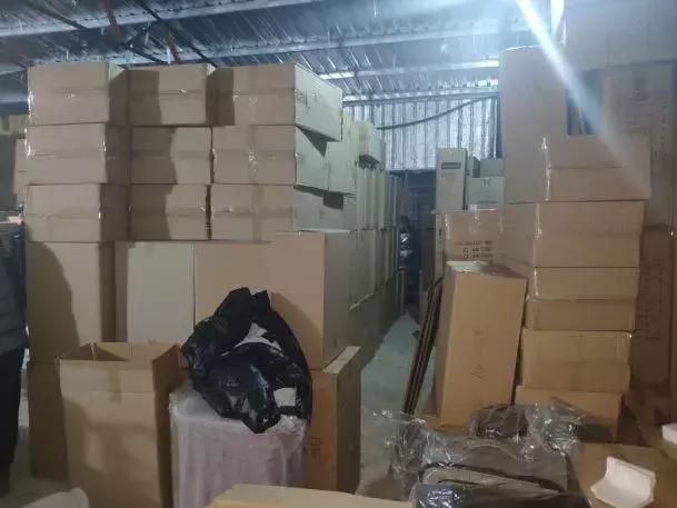 正品箱包多少钱一套,名牌包包只卖100多元