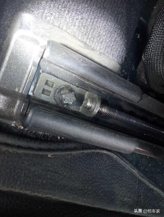 32万二手奔驰e300,30万买辆二手17年奔驰e200l