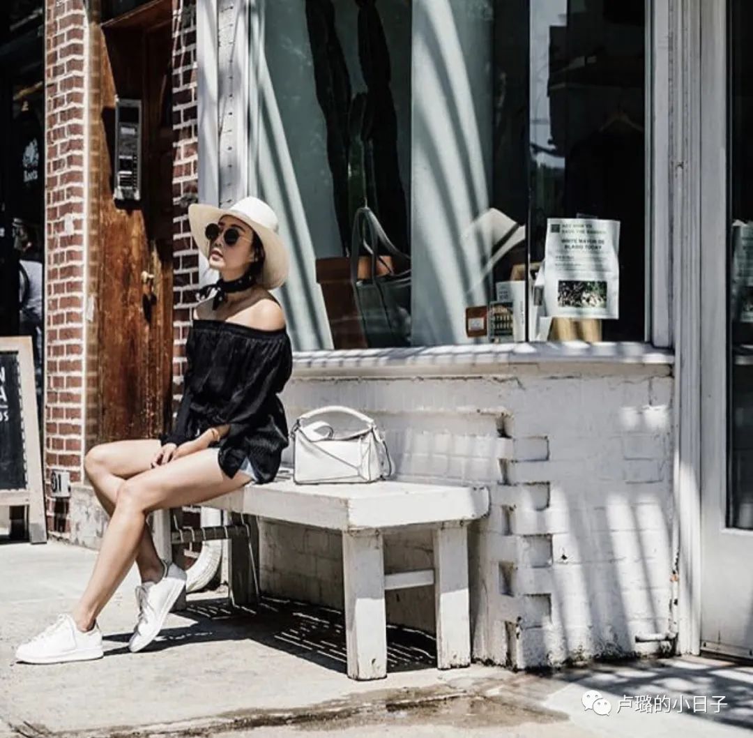 要说高级感的包，标配一定是白色包