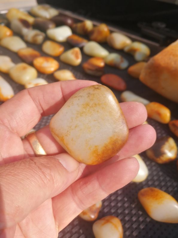 和田玉籽料直播间靠谱吗,青花籽料直播