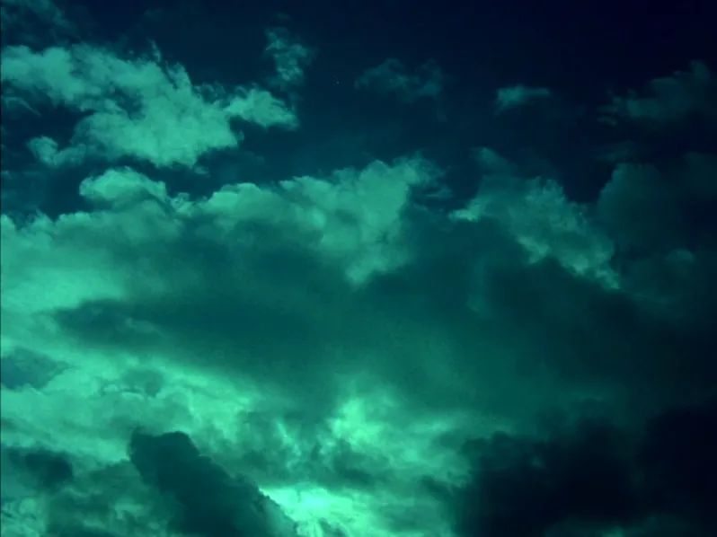 真实的枪击电影片段,最真实的枪击现场悬疑剧