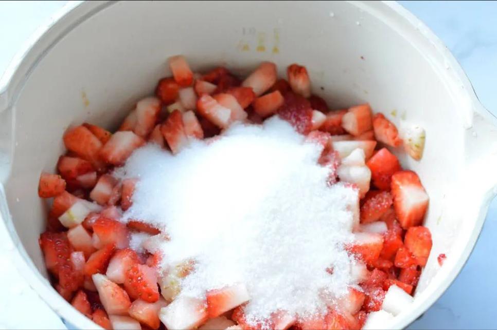 草莓牛乳推荐,韩国草莓牛乳制作方法