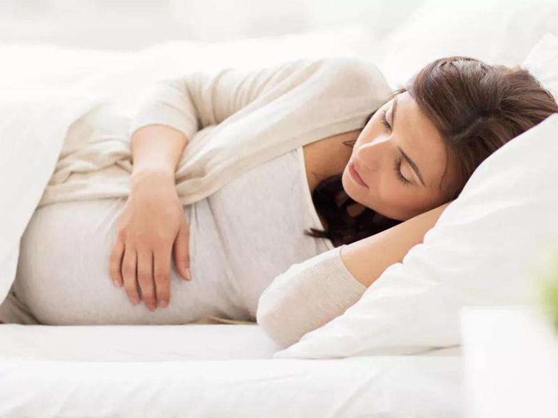 胎动是孕妈什么感受,胎动一般是胎儿什么部位在动