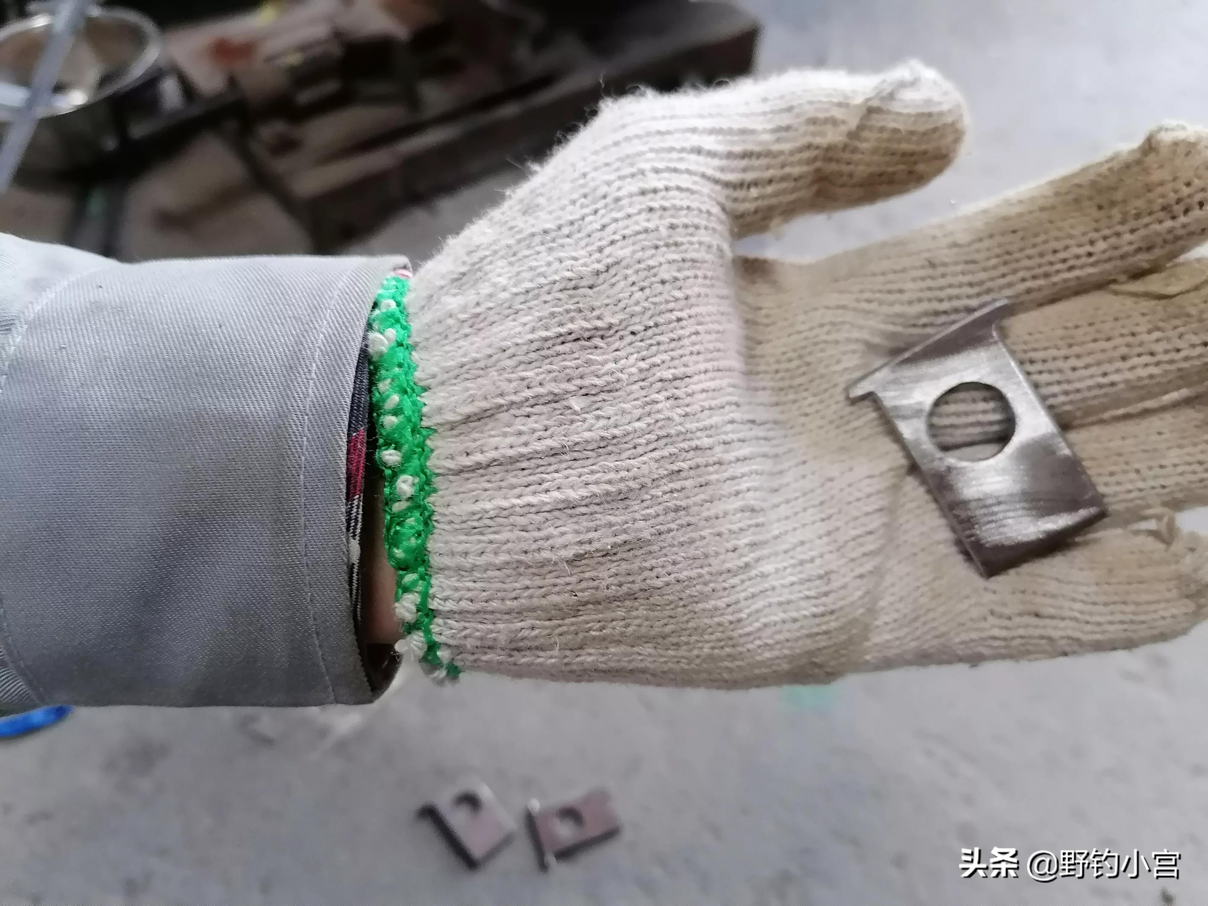 钓友自己设计的钓箱,别人自己制作钓鱼钓箱