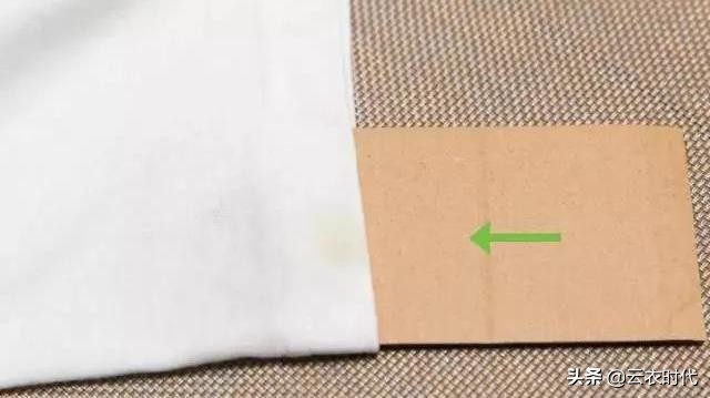 洗衣机衣服染色怎么洗掉妙招,红色的衣服染色怎么洗掉妙招