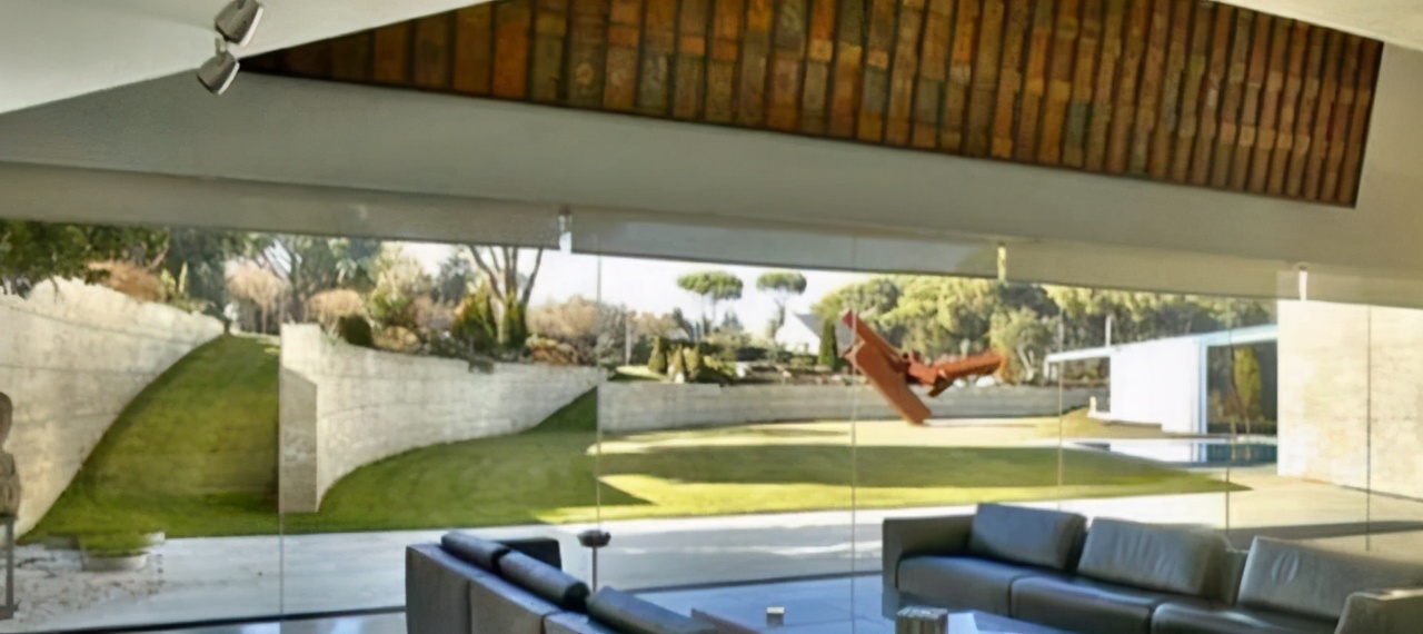 参观c罗的家,c罗带你去看他家豪宅