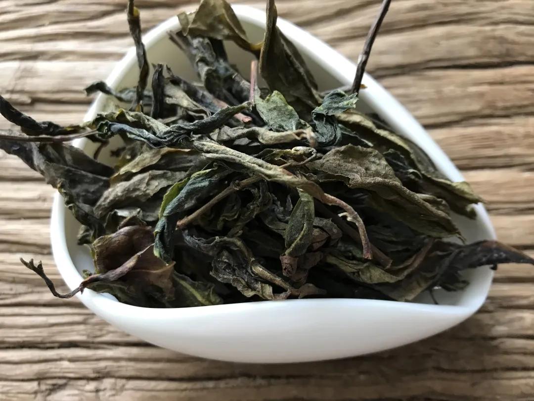 冰岛班章易武黄金叶,班章冰岛黄金叶