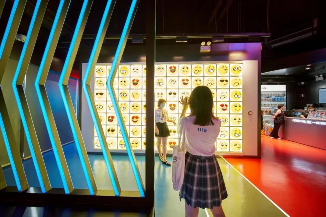 对话创梦天地线下店负责人：坪效增长超5倍，将有更多品类和玩法