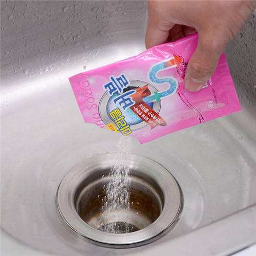 下水道堵了倒热水有用吗,下水道堵了小妙招不用马达