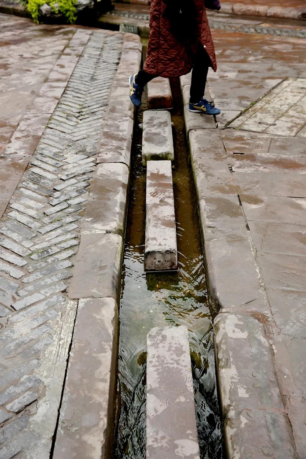 津门网金熙男:洛带印象