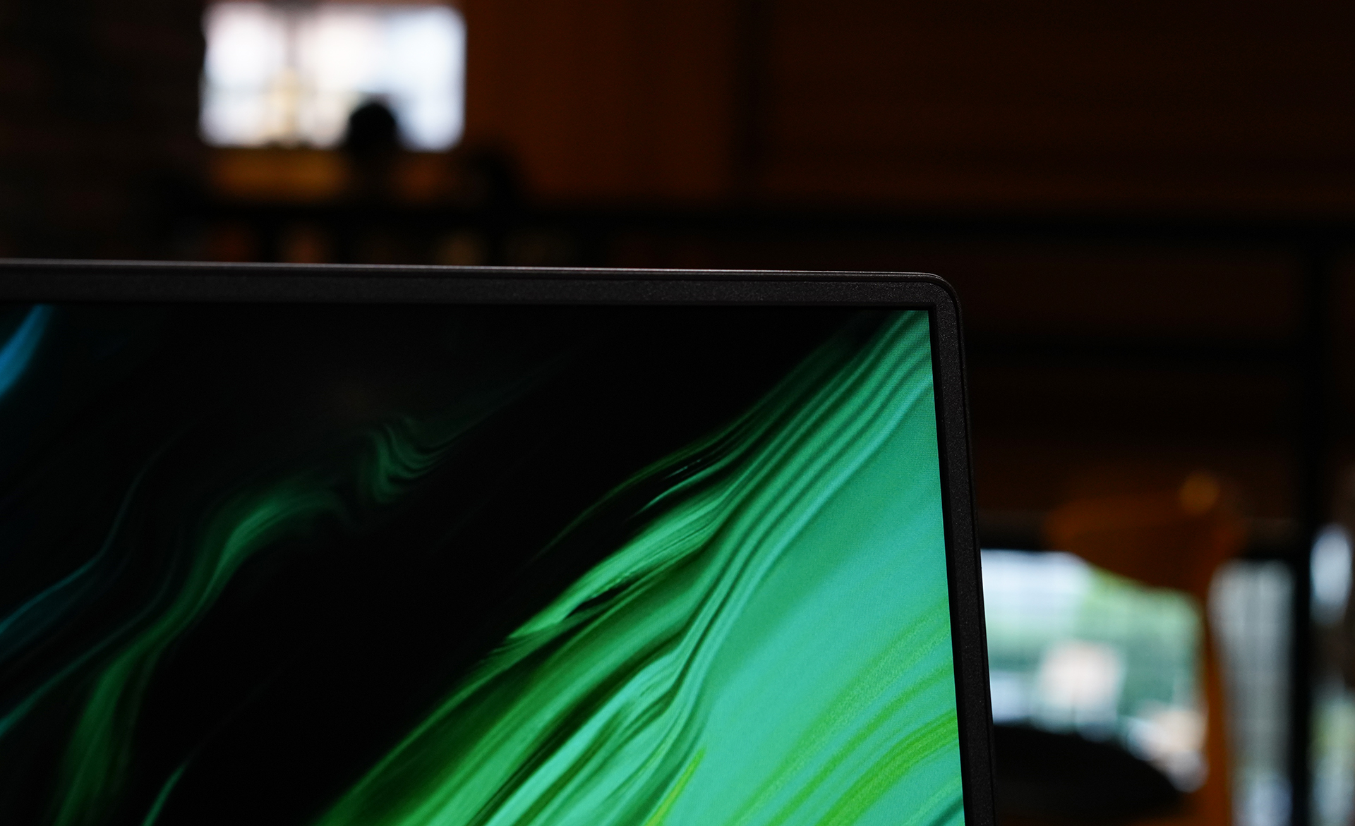 荣耀4000左右的手机全面屏 (荣耀新本高配)