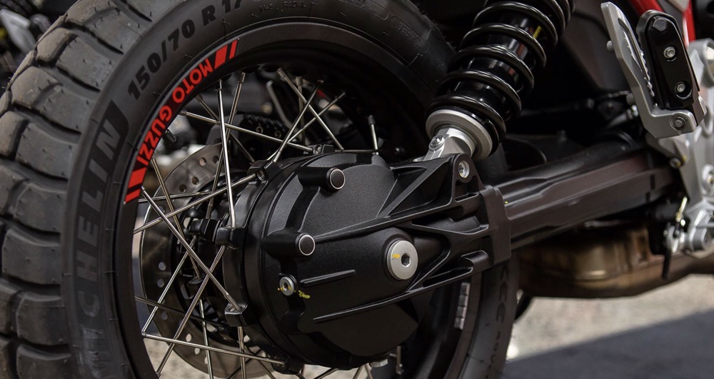 摩托古兹v85tt摩旅,摩托古兹v85tt提车