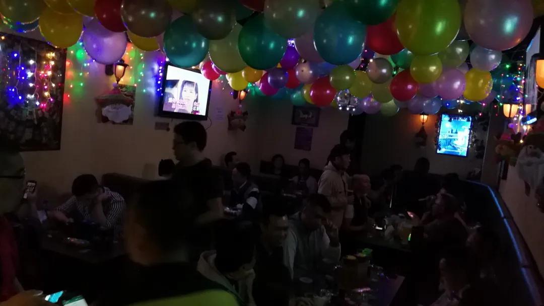 香港你不能错过的十款街头小吃,香港舞池气氛最好的酒吧