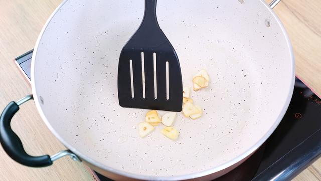 正宗椰汁汤的做法,仙芋椰汁汤底