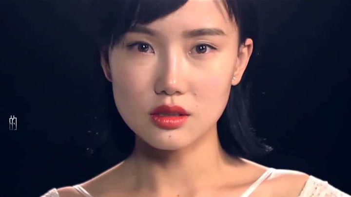 黄龄节目失误视频,黄龄上节目失误