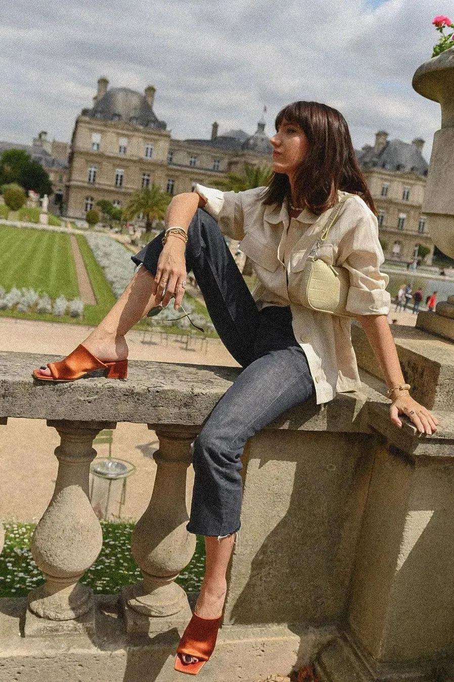 夏季时尚御姐凉鞋穿搭,气质牛皮凉鞋怎么搭配裤子