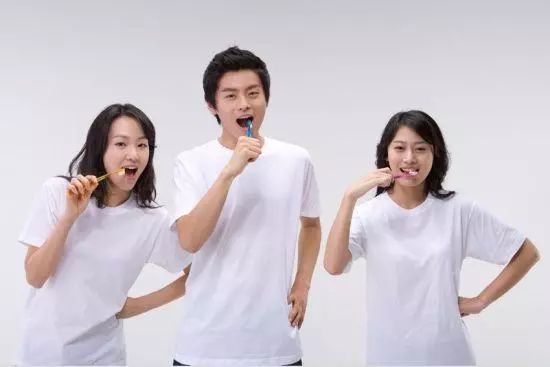 老不老关键是心态,牙齿怎么保护的四大方法