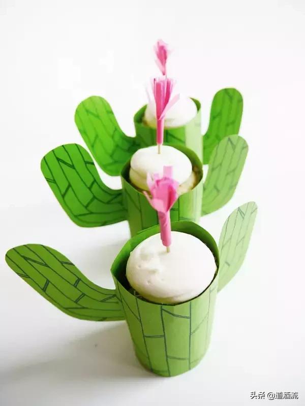 可以贴在墙上用卡纸做的大仙人掌,手工卡纸仙人掌盆栽幼儿园