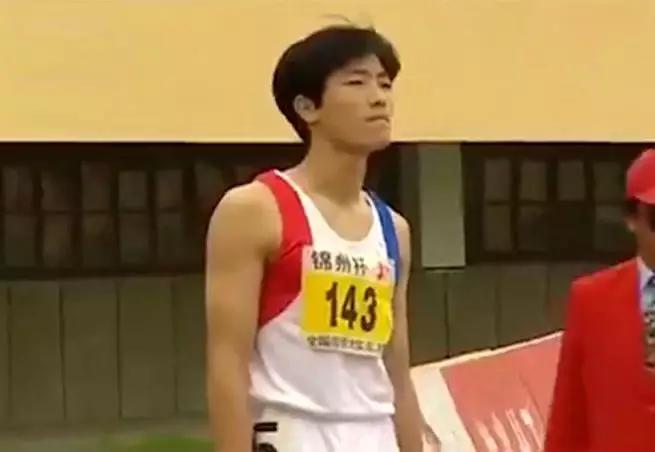 80年代和90年代的青春记忆,重温2000年的回忆