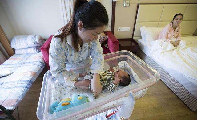 产后第一天嫁对人,产后第一年老公愿意做哪些事