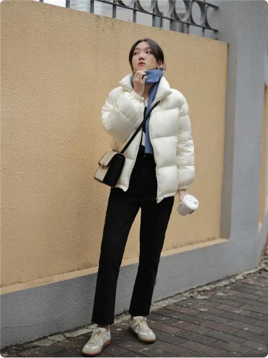 羽绒服显瘦穿搭技巧,羽绒服的显瘦穿搭技巧