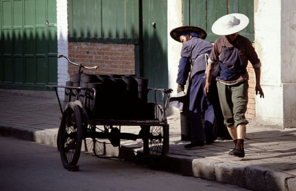 小煤窑老照片,蜂窝煤炉子老式图片