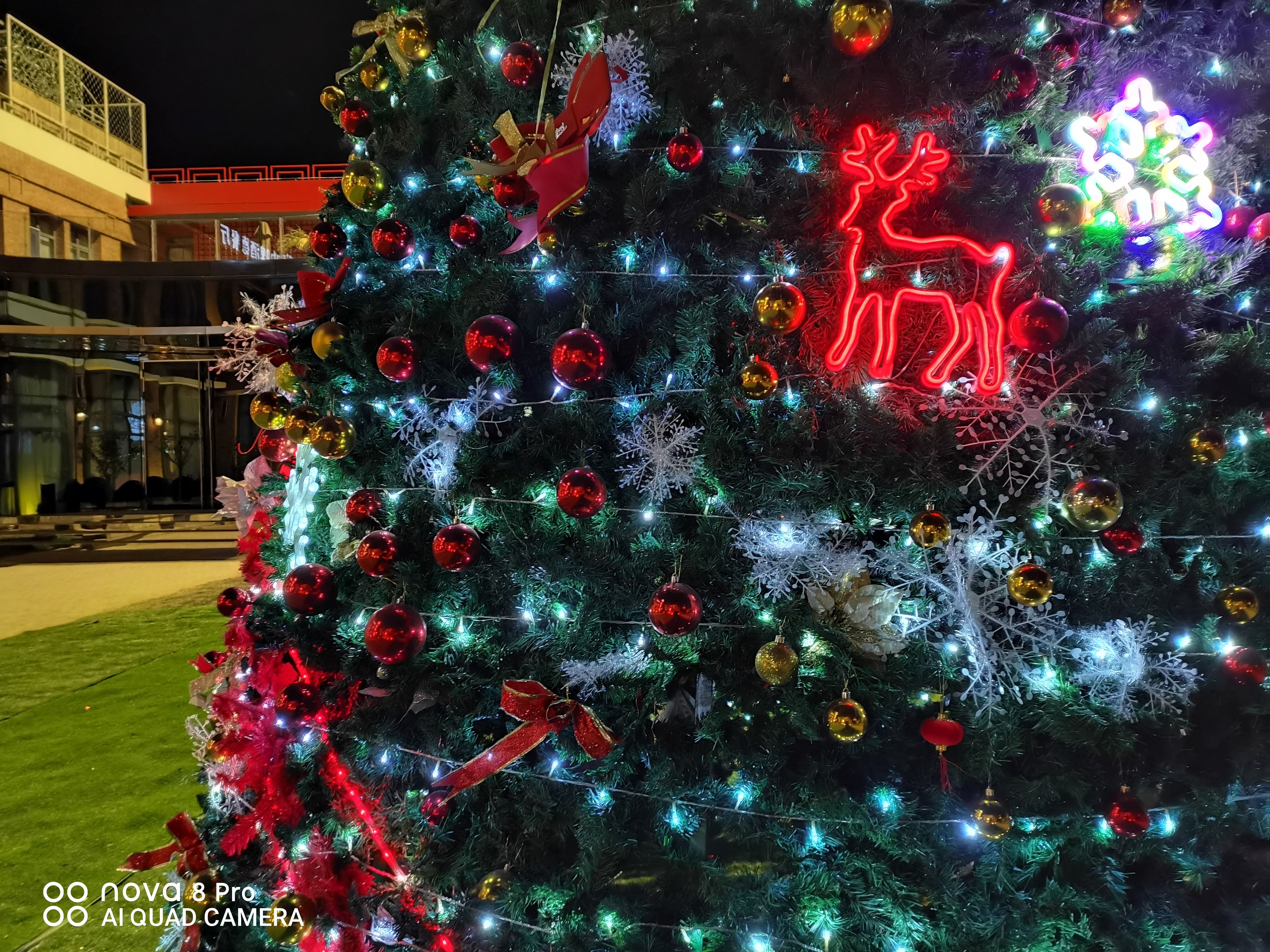 华为nova8Pro:好看的Vlog视频手机