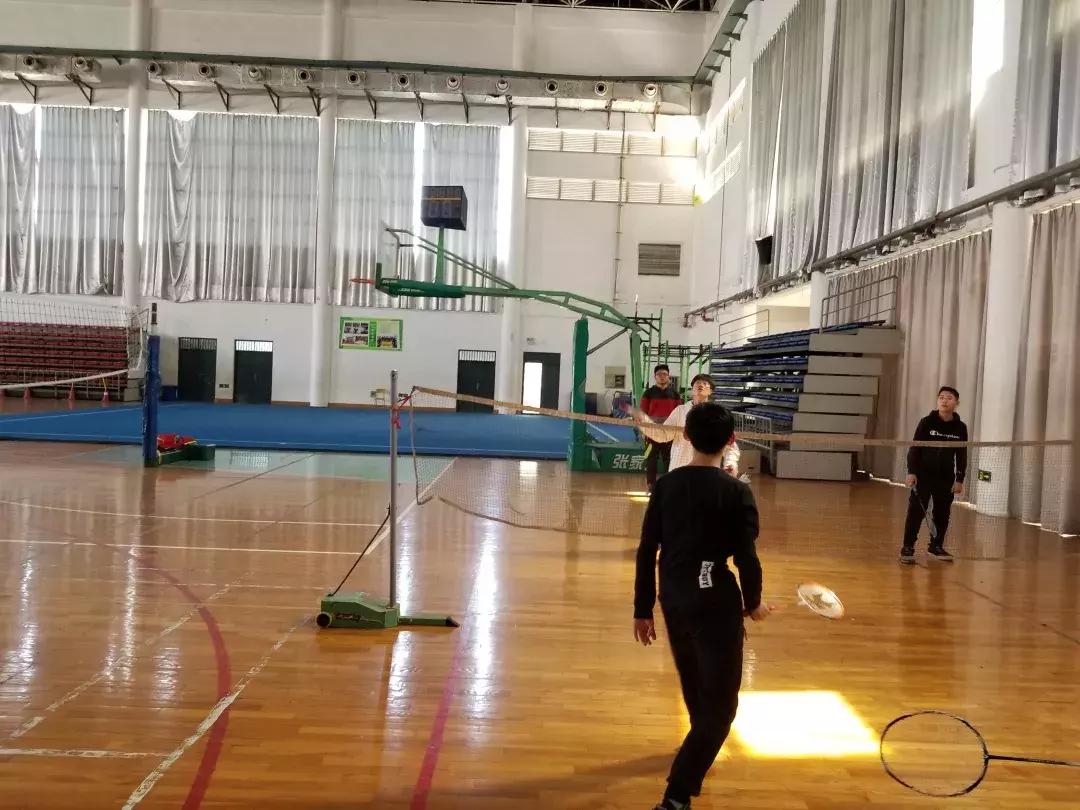 郑州金水硕爵中学,郑州九中初中部硕爵学校