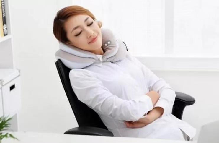 颈椎病为什么睡一觉起来就肩膀疼,颈椎病睡不好觉怎么办