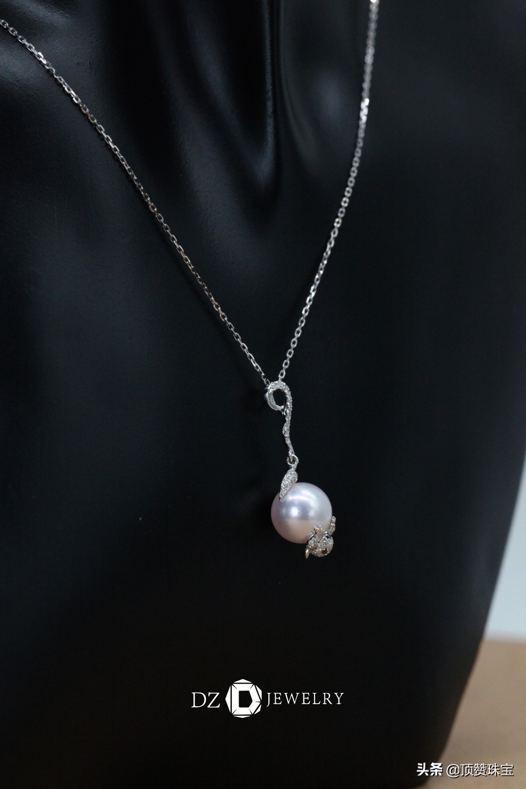 可爱米老鼠镶钻灵动项链吊坠,2022年新品金鼠项链