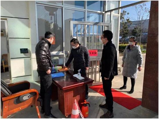 她们是金坛女神，不接受反驳