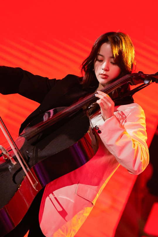 欧阳娜娜的清爽穿搭,欧阳娜娜夏日穿搭美图