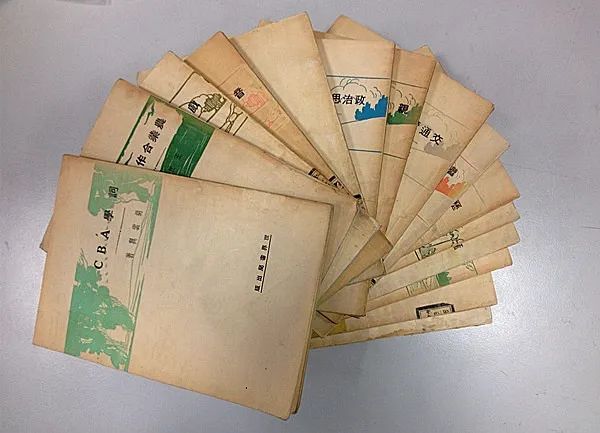 茅盾必读的十本书,茅盾文学必读书籍