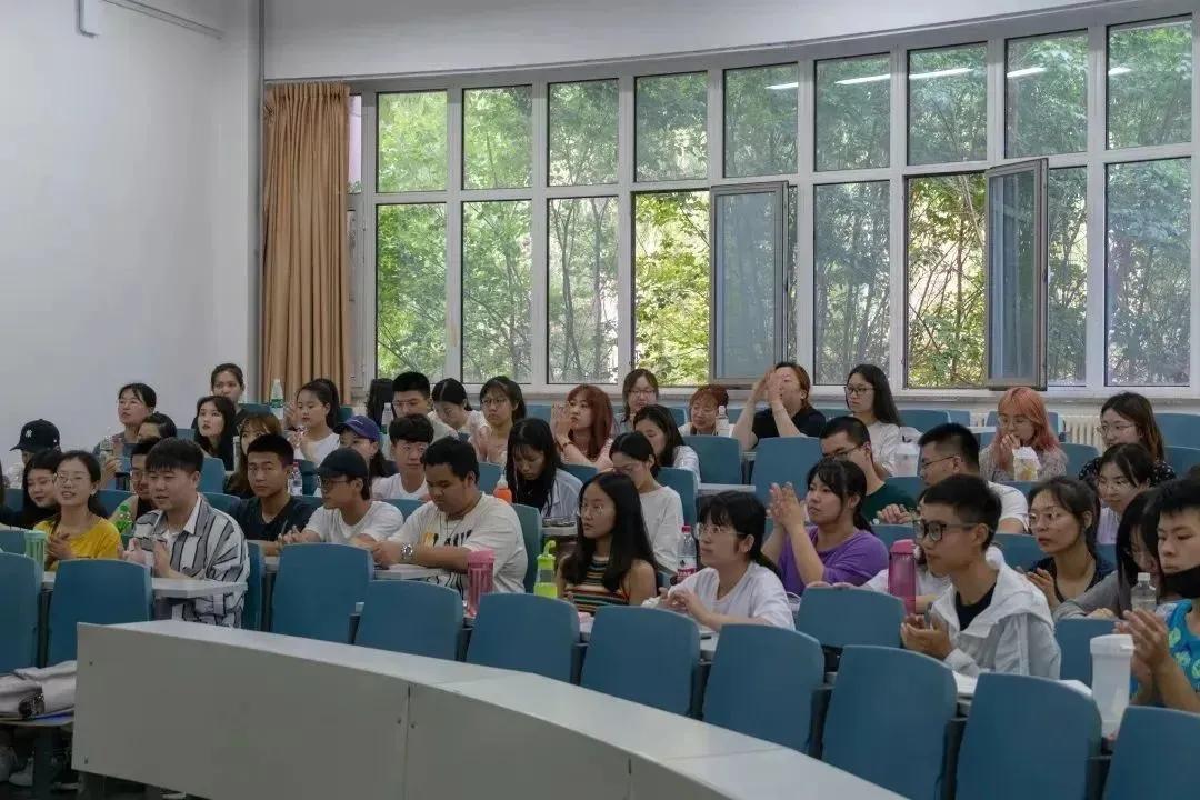 学院风采展示,国际关系学院校园风采