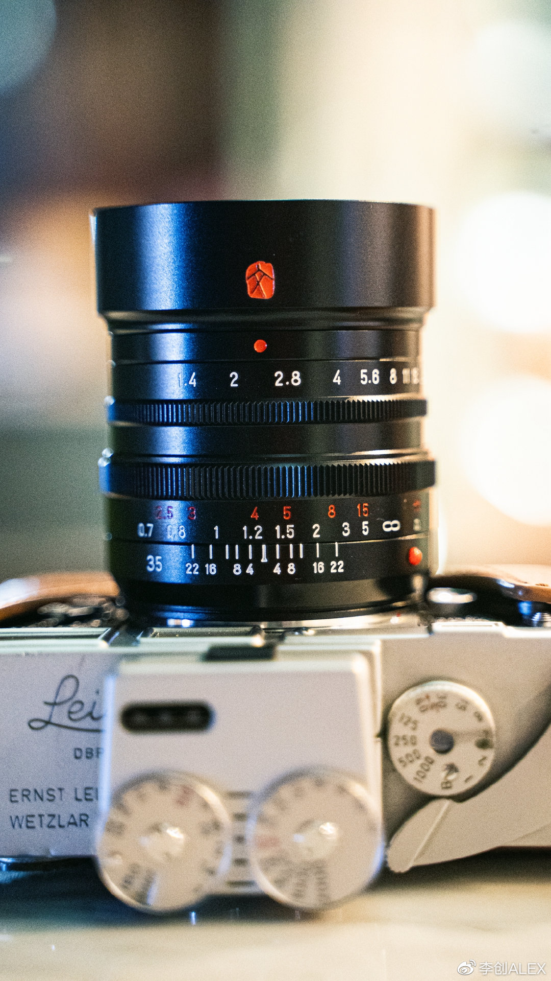 七工匠50mmf1.8镜头与55mmf1.05的区别,不到三千的旗舰机