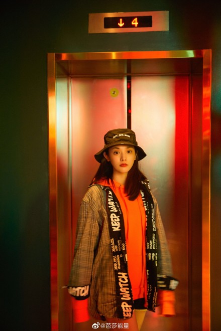 防晒渔夫帽到底多好用？遮挡99的紫外线，难怪大S上节目都要戴