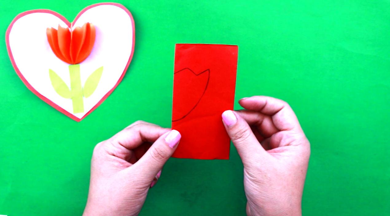 38女王节幼儿手工贺卡,亲子手工三八妇女节折叠花朵贺卡