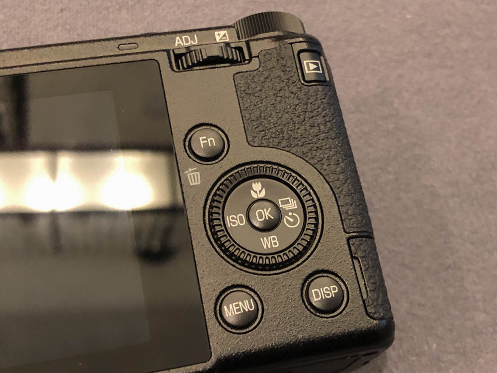 理光griiix评测,理光GRIII数码相机