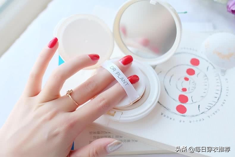 化妆师气垫怎么上,化妆师怎么用气垫上妆