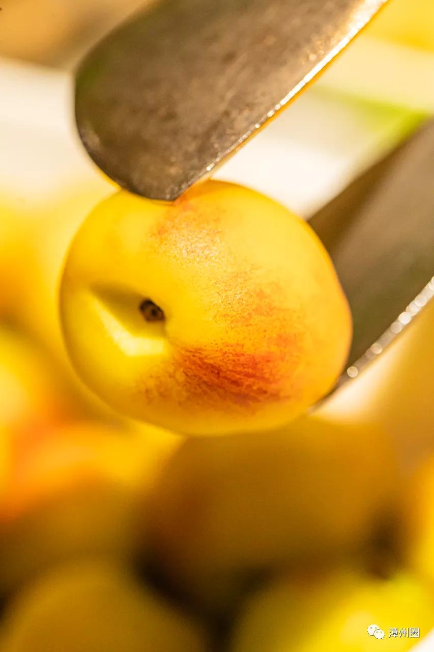 小龙虾海鲜自助烤肉,这家自助餐性价比超高