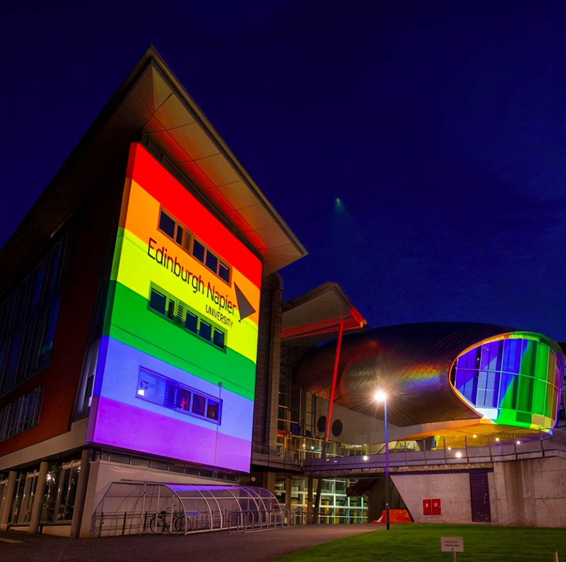 英国爱丁堡龙比亚大学,英国龙比亚大学